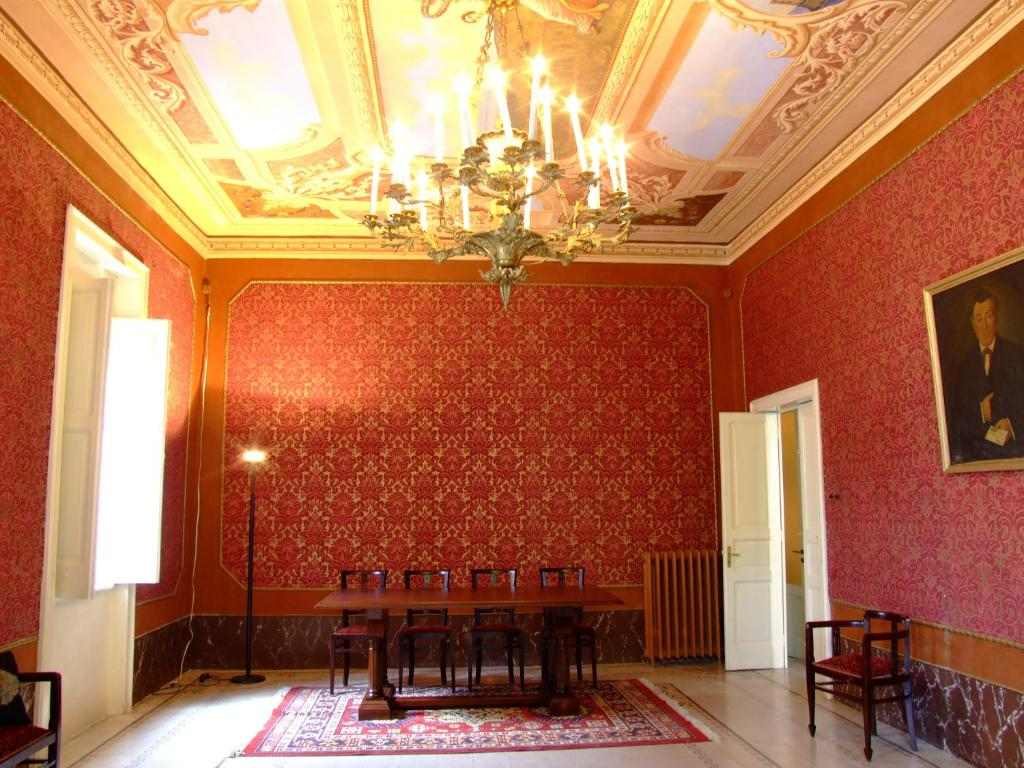 Villa Genny, historic residence in Candela, Puglia